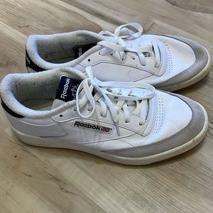 Rebook size 11.5 Tennessee shoes. White